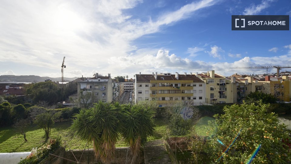 Double room Lisbon, 7 beds — photo 6