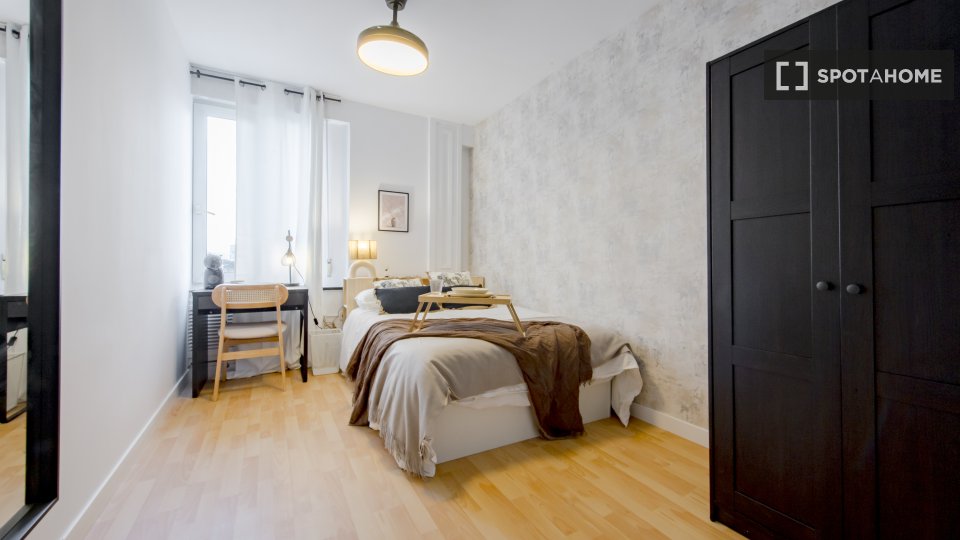 Habitación doble Madrid, 8 habitaciones — foto 10