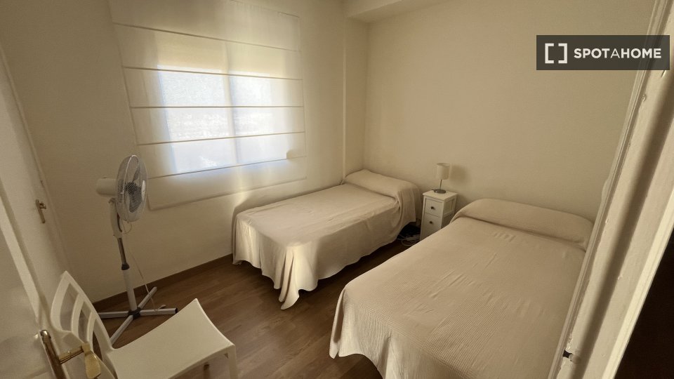 Apartment Cadiz, 3 beds, 110m² — photo 10