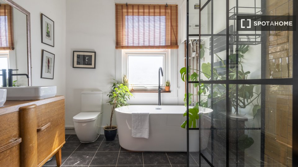 Apartment London, 4 beds — photo 1