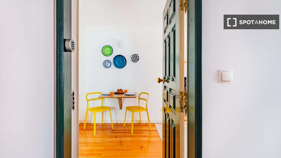 Apartment mono Lisbon — photo 1