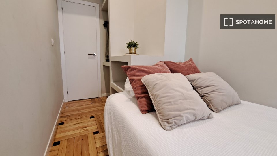 Camera doppia Madrid, 8 camere, 139m² — foto 29
