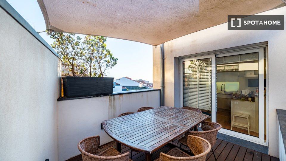 Apartment Porto, 3 beds, 202m² — photo 13