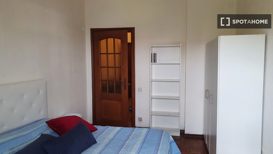 Double room Turin, 4 beds, 122m² — photo 18