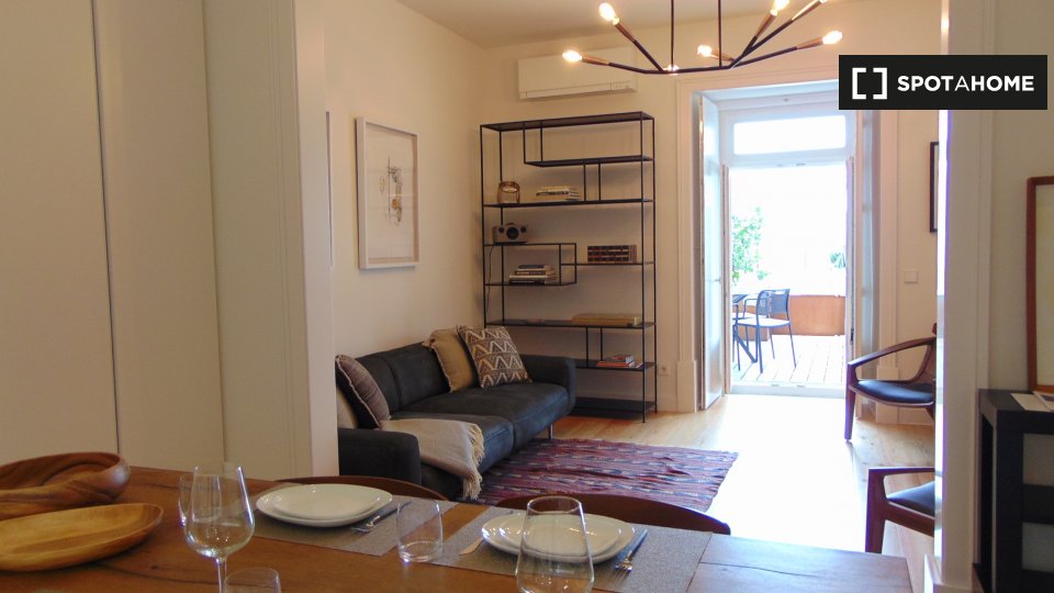Apartment Lisbon, 2 beds, 100m² — photo 7