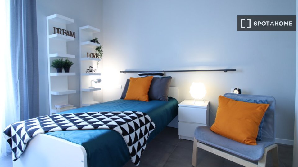 Double room Brescia, 4 beds — photo 11