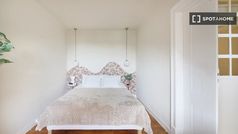 Double room Lisbon, 7 beds — photo 11