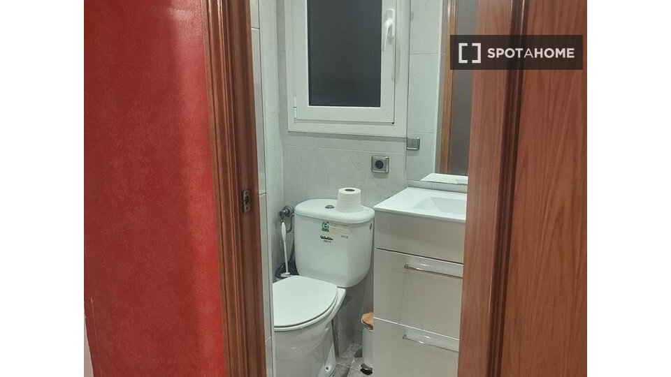 Apartment Barcelona, 2 beds, 50m² — photo 1