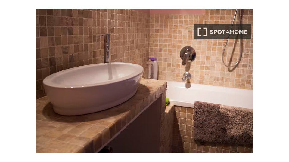 Double room Milan, 2 beds — photo 1