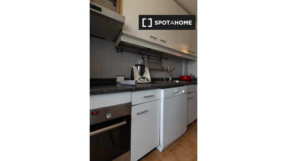 Apartment Porto, 3 beds, 100m² — photo 22