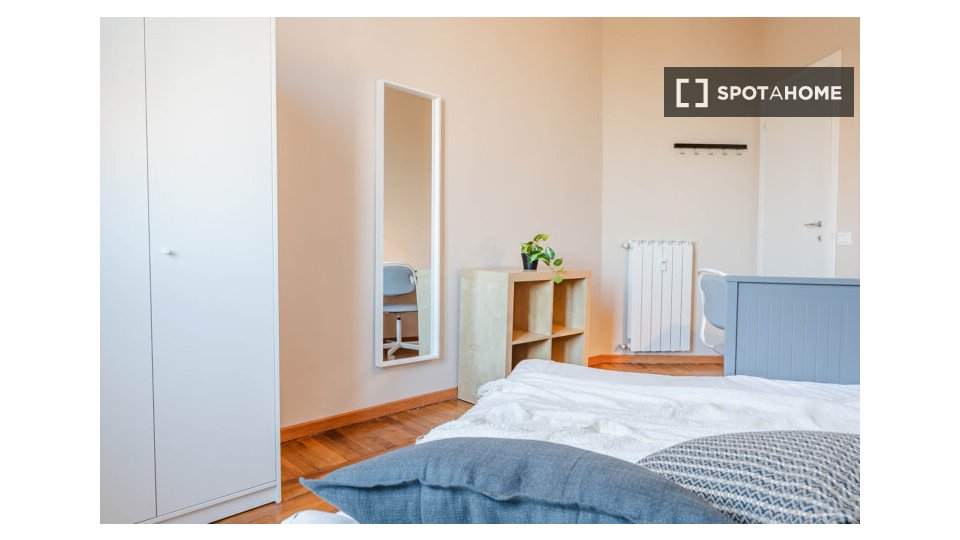 Double room Milan, 5 beds — photo 5