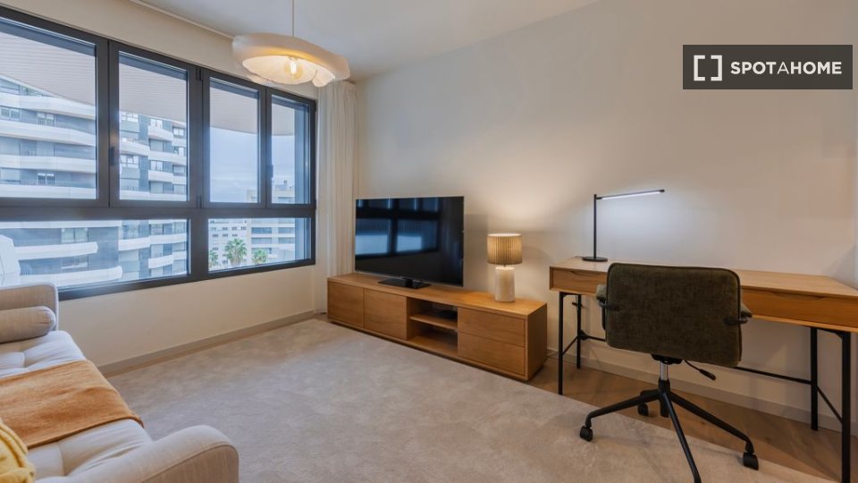 Apartment Lisbon, 3 beds — photo 14