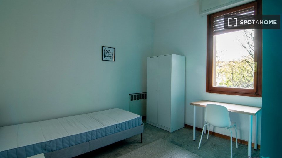 Double room Bologna, 11 beds — photo 1