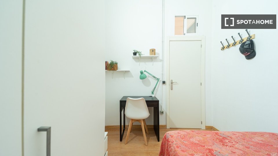 Camera doppia Barcellona, 9 camere, 250m² — foto 2