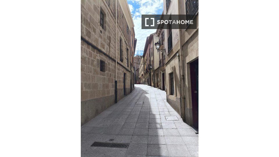 Apartment mono Salamanca, 45m² — photo 2