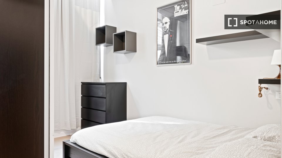 Double room Milan, 6 beds, 128m² — photo 16