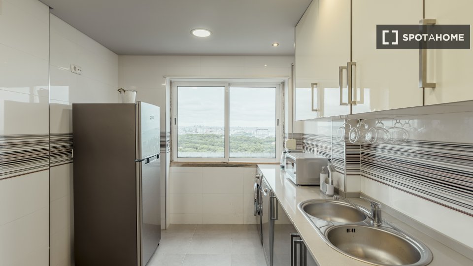 Apartment Lisbon, 2 beds — photo 8