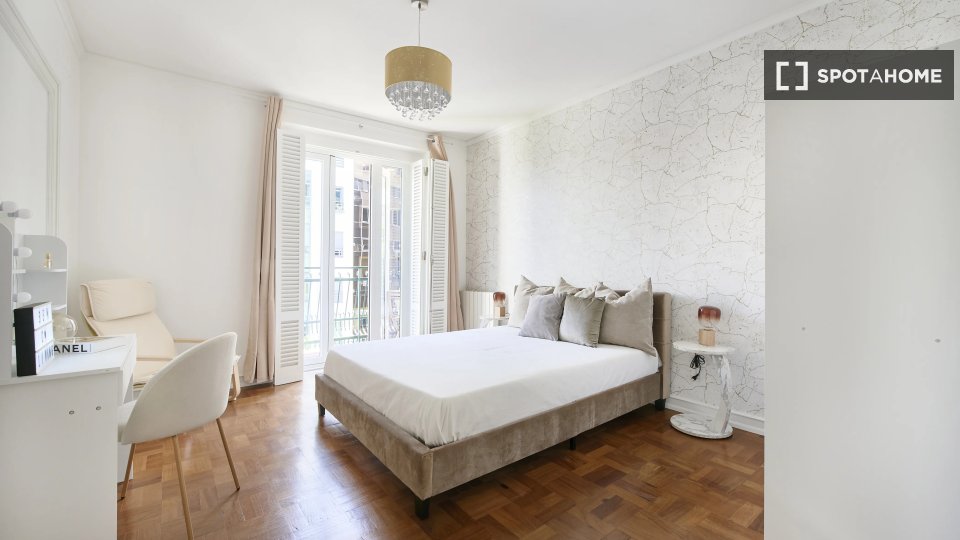 Double room Lisbon, 7 beds — photo 1