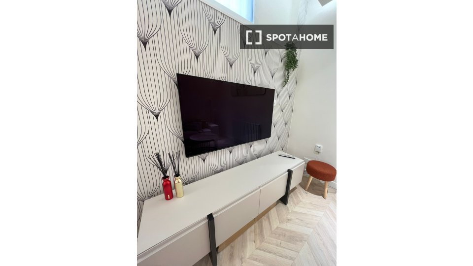 Apartment Madrid, 2 beds, 80m² — photo 5