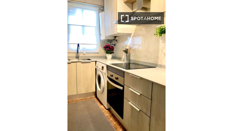 Apartment Valencia, 2 beds, 84m² — photo 10
