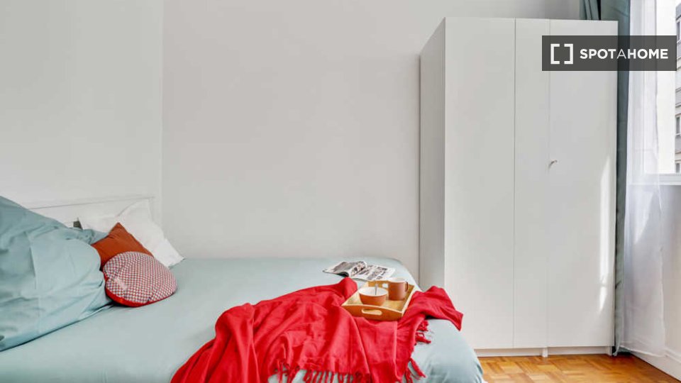 Double room Paris, 3 beds, 60m² — photo 22
