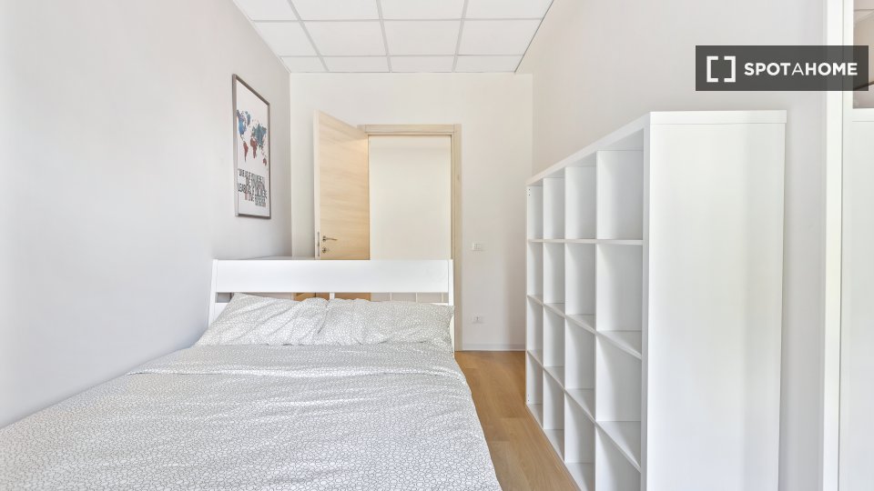 Double room Milan, 8 beds, 176m² — photo 10