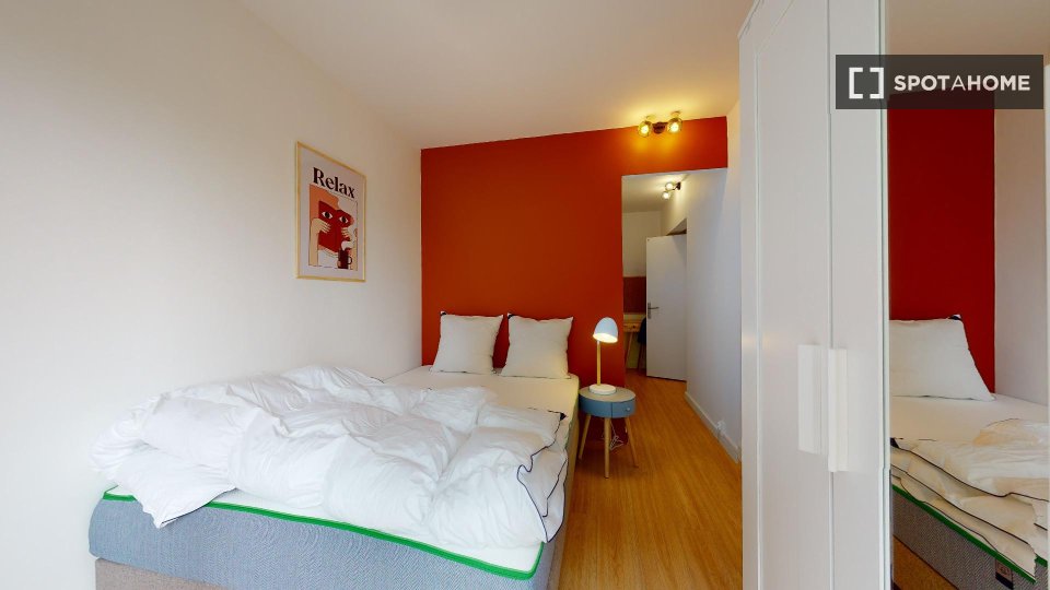 Double room Marseille, 15 beds — photo 18