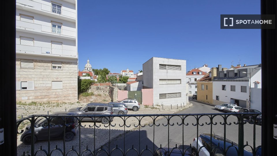 Double room Lisbon, 13 beds — photo 4