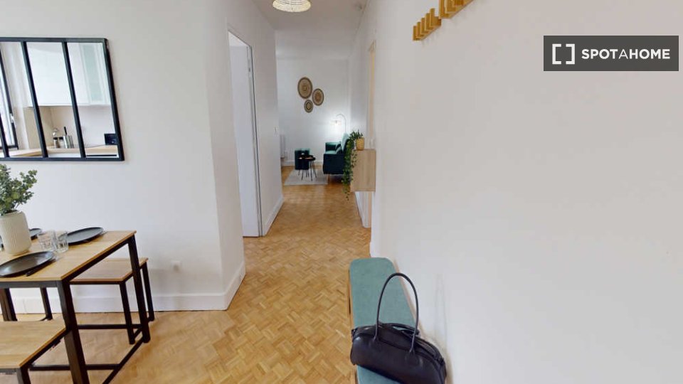 Double room Paris, 4 beds, 100m² — photo 1