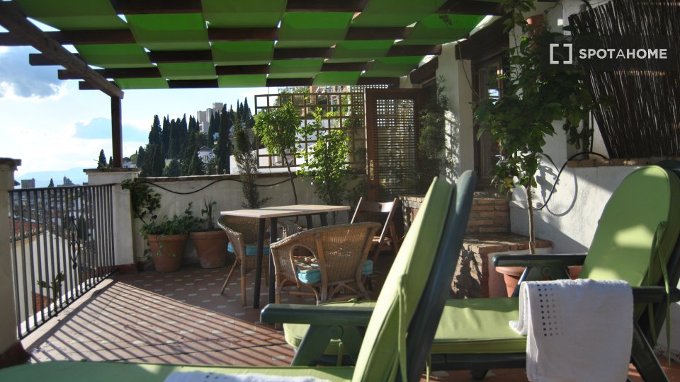 Apartment mono Granada, 22m² — photo 8