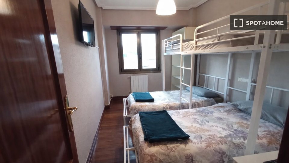 Apartment Bilbao, 2 beds, 80m² — photo 24
