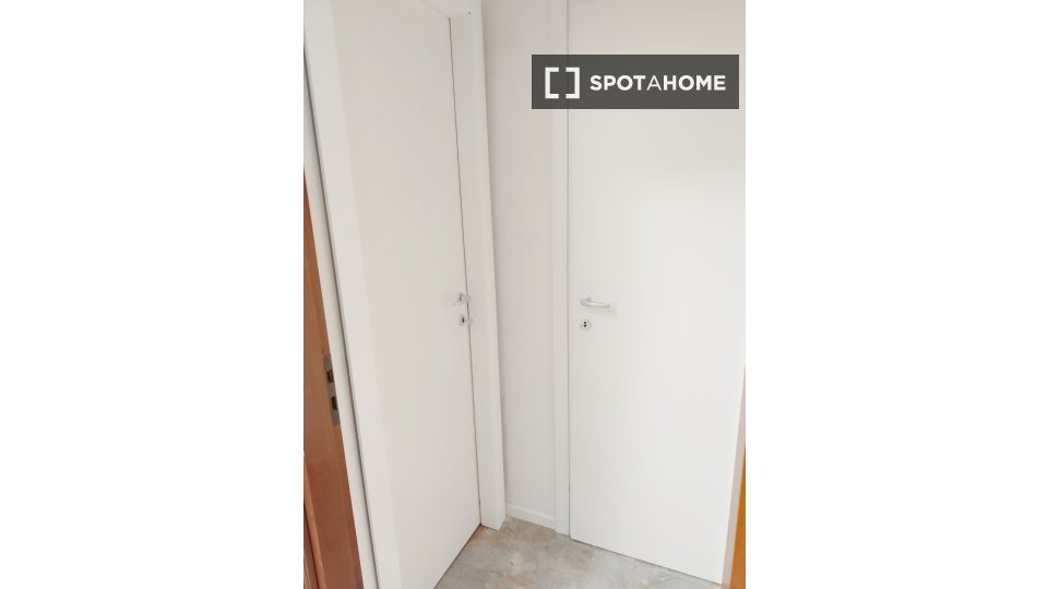 Double room Bologna, 8 beds, 150m² — photo 3