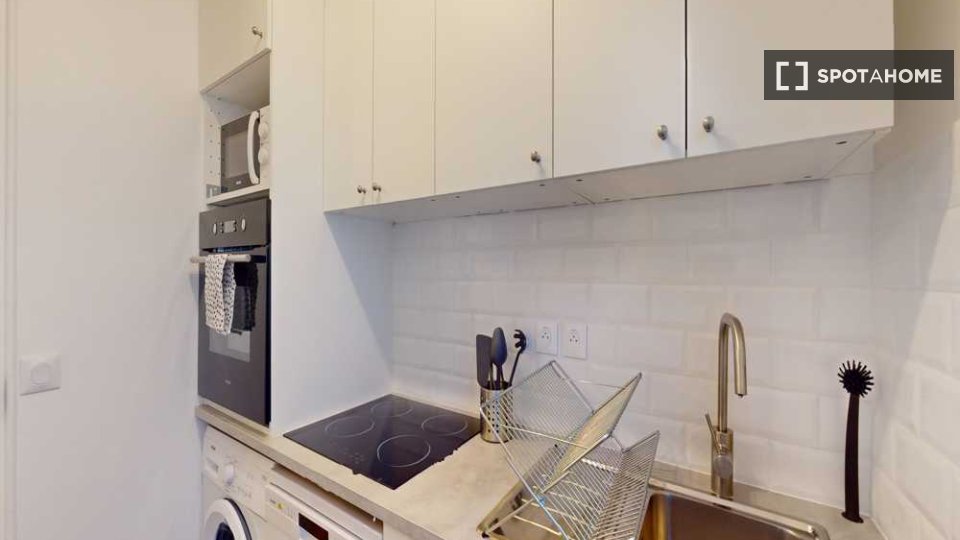 Double room Paris, 3 beds, 50m² — photo 6