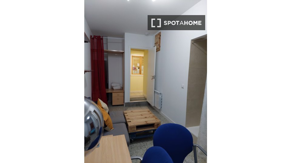 Double room Madrid, 8 beds — photo 6