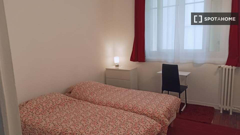 Apartment Paris, 2 beds, 33m² — photo 27