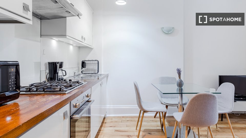 Apartment London, 1 bed, 37m² — photo 33