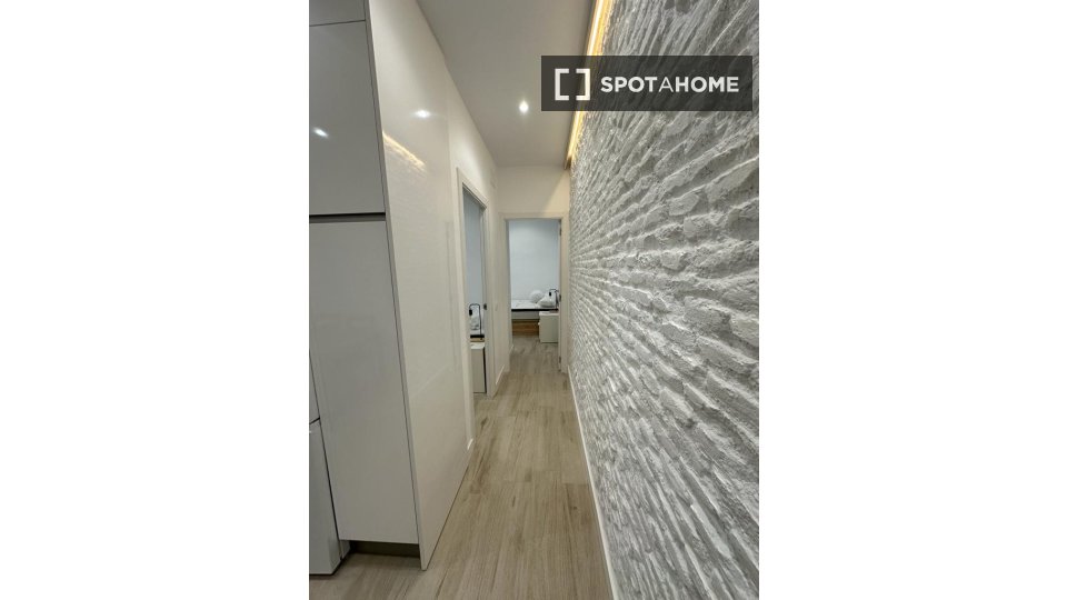 Apartment Madrid, 3 beds, 63m² — photo 12