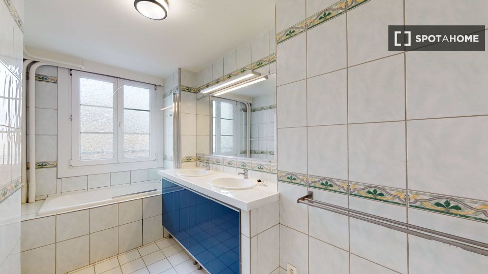 Double room Lille, 4 beds — photo 15