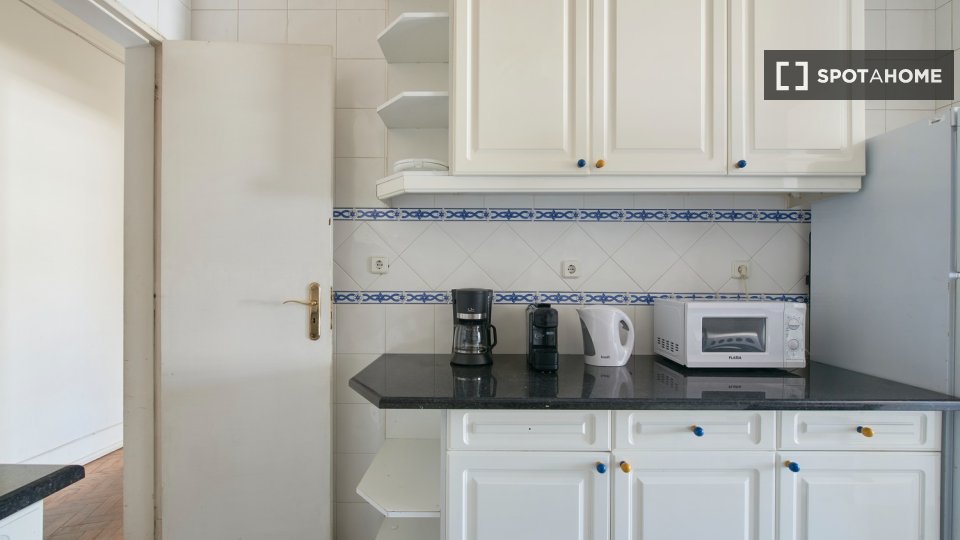 Double room Lisbon, 7 beds — photo 19