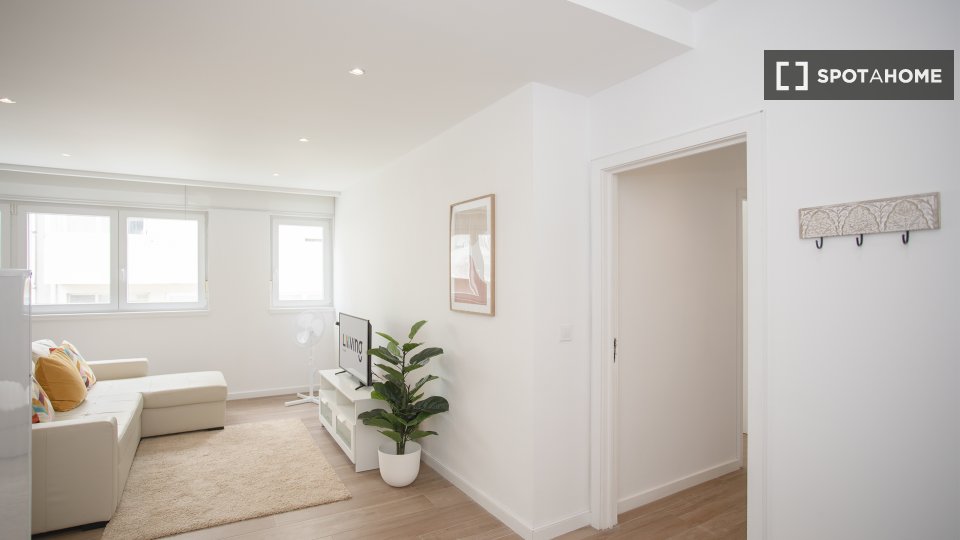 Apartment Porto, 1 bed, 55m² — photo 9
