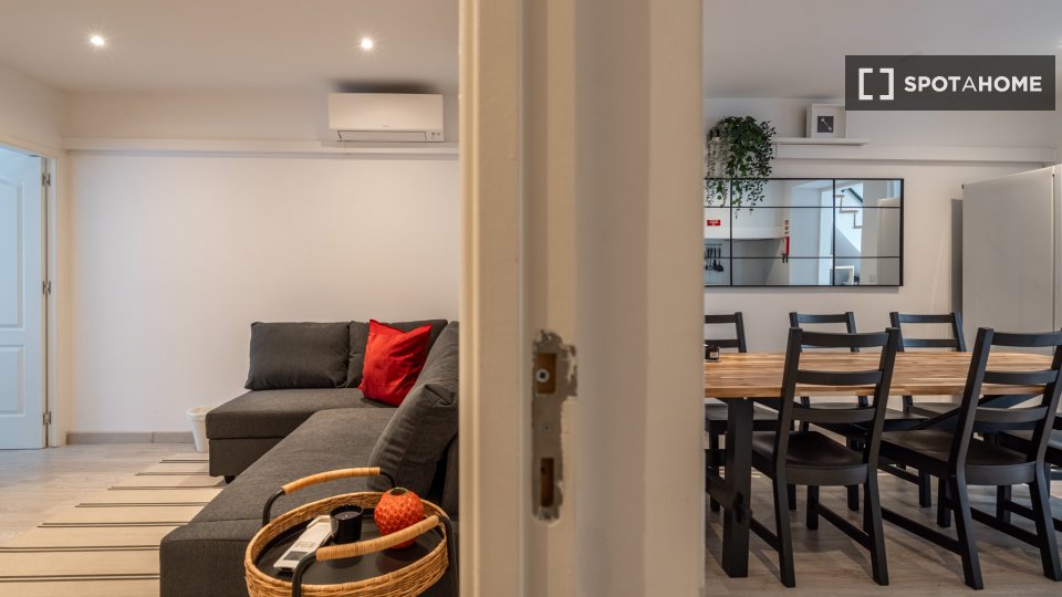 Apartment Lisbon, 3 beds — photo 9