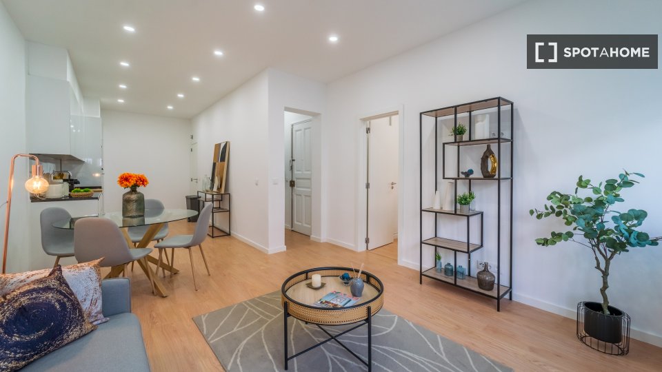 Apartment Lisbon, 3 beds, 87m² — photo 8