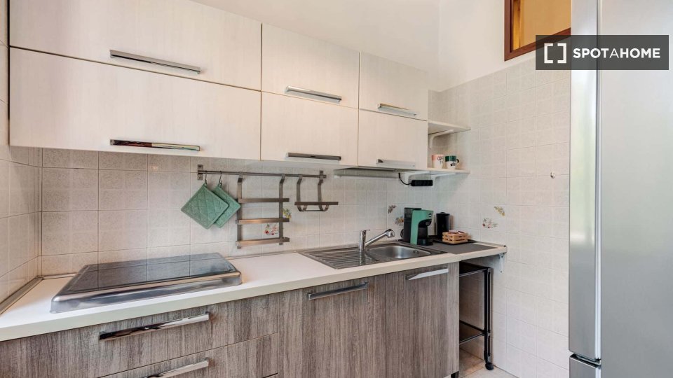 Apartment Turin, 1 bed, 75m² — photo 15