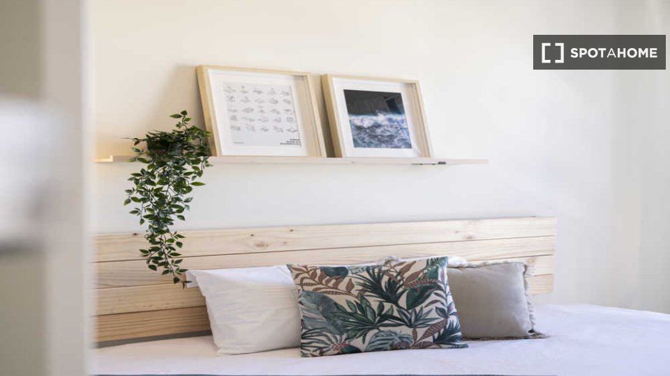 Double room Madrid, 17 beds — photo 48