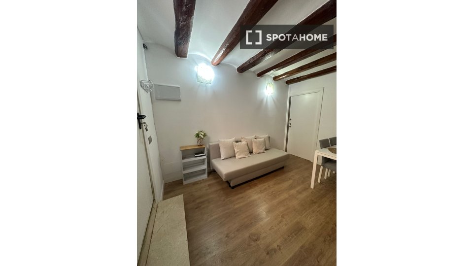 Apartamento de 1 dormitorio en Sant Andreu, Barcelona.