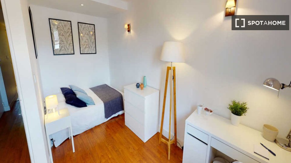 Double room Toulouse, 5 beds, 90m² — photo 17