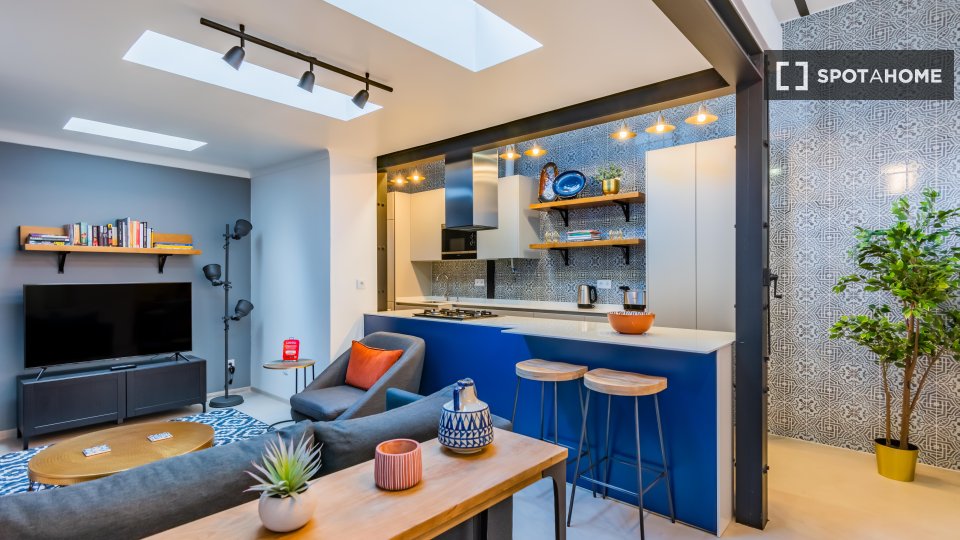 Apartment Lisbon, 2 beds — photo 9