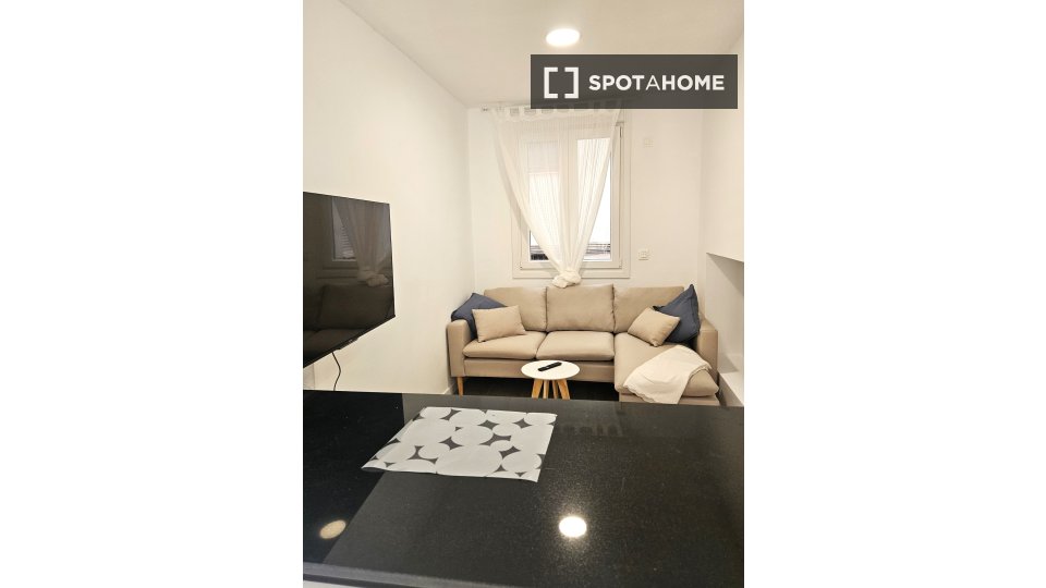 Double room Zaragoza, 5 beds, 116m² — photo 16