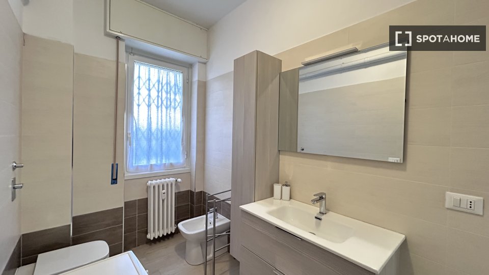 Apartment Milan, 2 beds, 97m² — photo 36