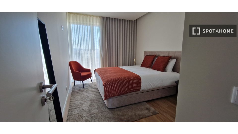 Apartment mono Lisbon, 54m² — photo 14